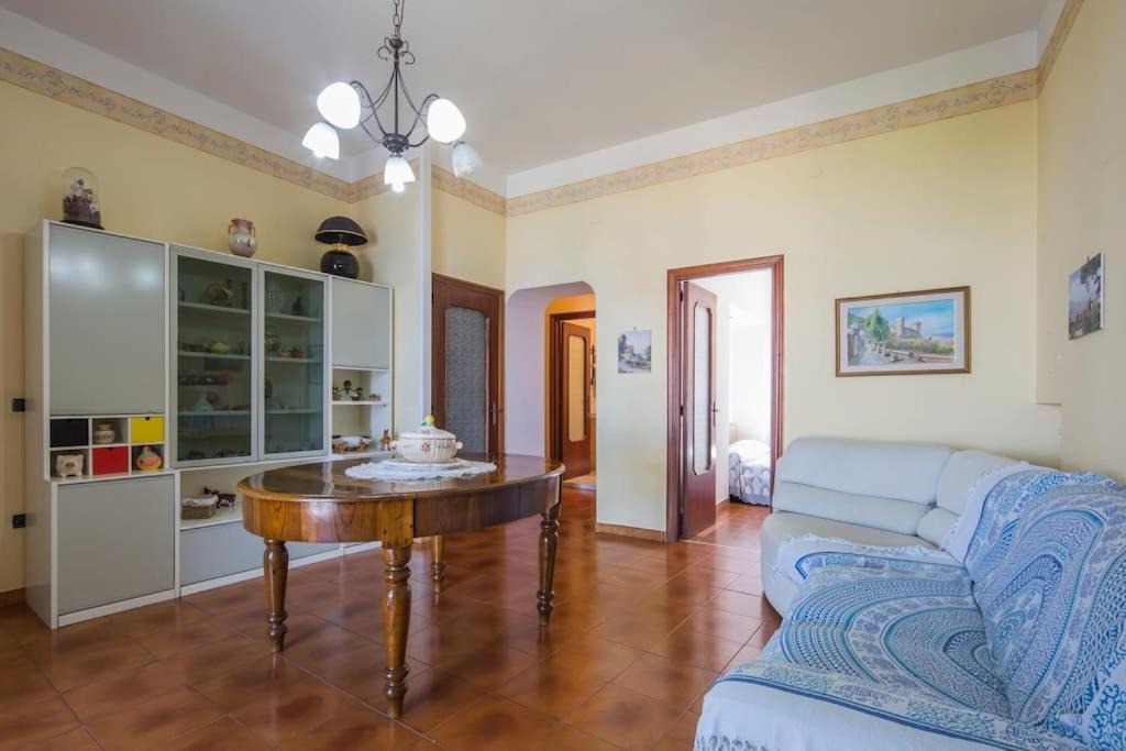 شقة Casa Panoramica كاستيلاّماري دي ستا المظهر الخارجي الصورة