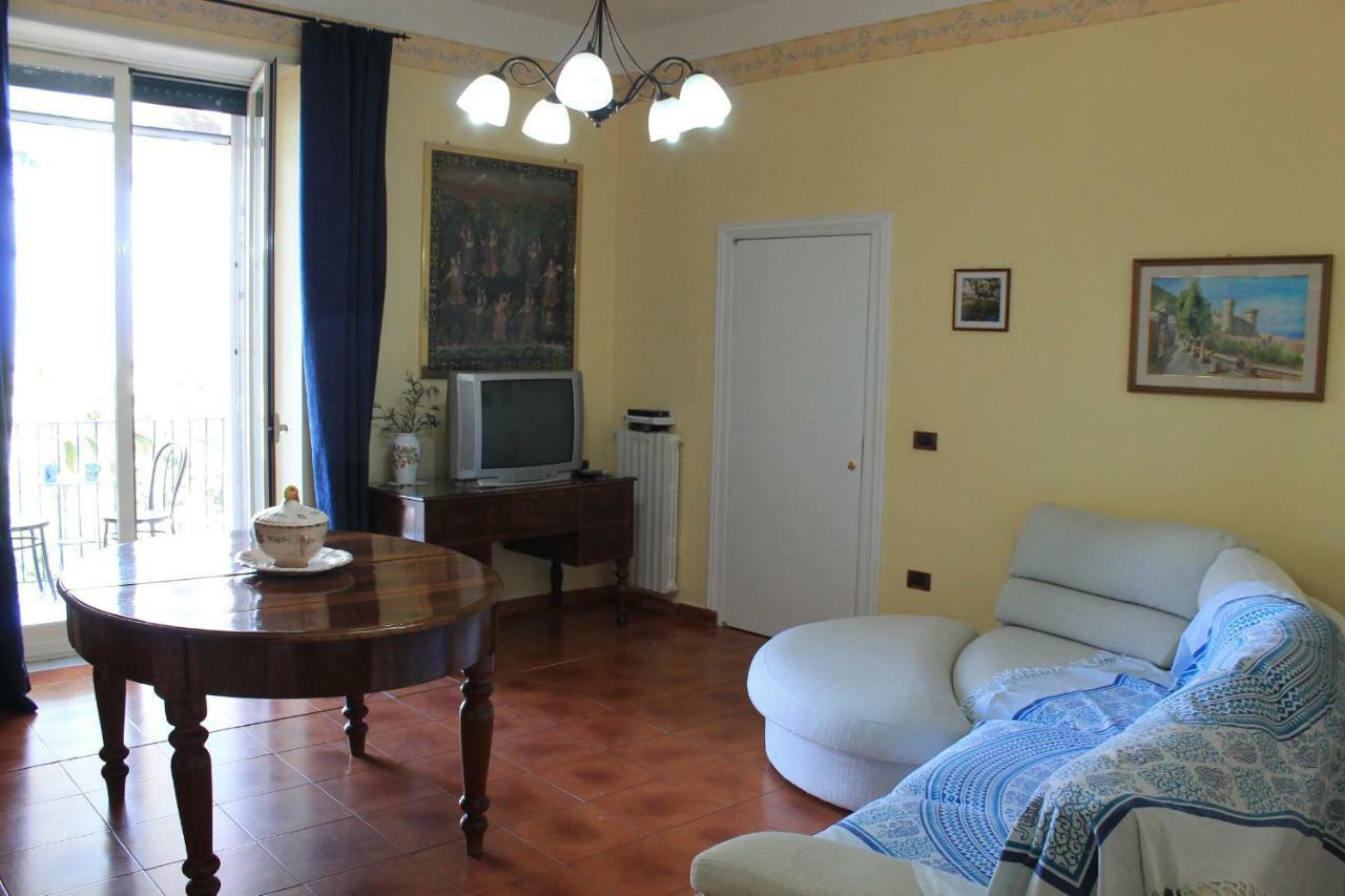 شقة Casa Panoramica كاستيلاّماري دي ستا المظهر الخارجي الصورة